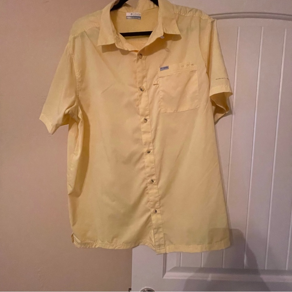 Columbia Yellow Casual Button Down Shirt